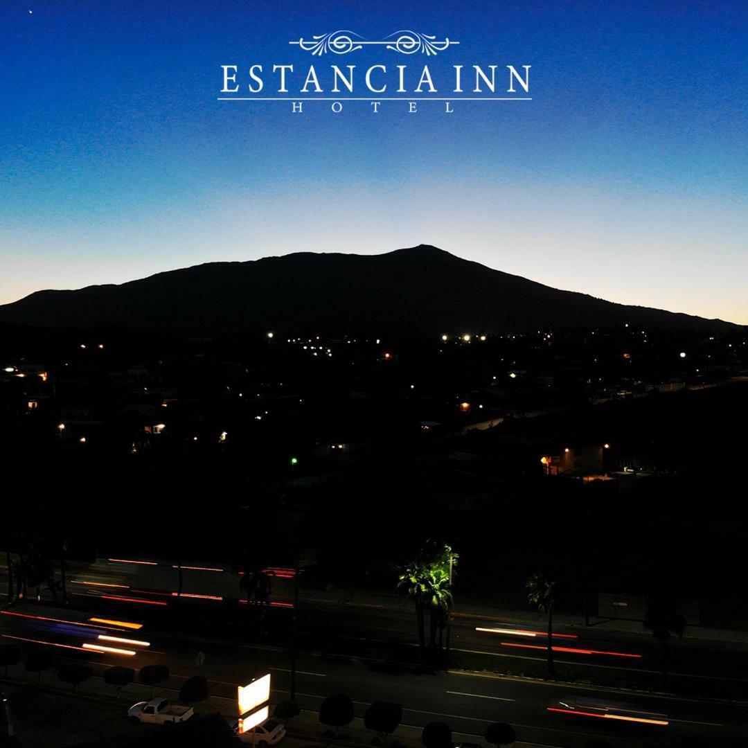 Estancia Inn Tecate Bagian luar foto